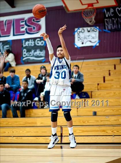 Thumbnail 3 in FR: Whitney vs Oakmont photogallery.