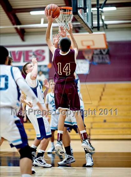 Thumbnail 3 in FR: Whitney vs Oakmont photogallery.