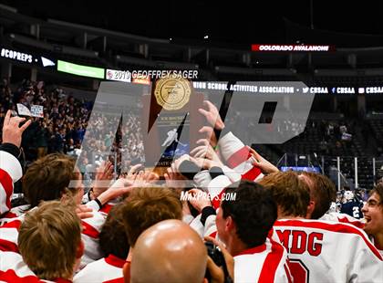 Thumbnail 1 in Regis Jesuit vs. Dakota Ridge (CHSAA 5A Final) photogallery.