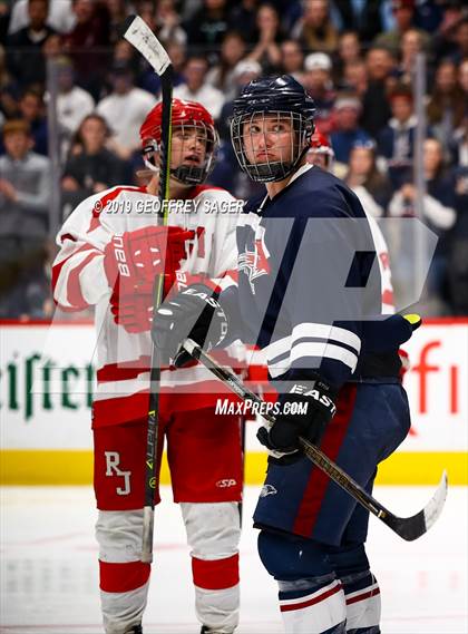Thumbnail 3 in Regis Jesuit vs. Dakota Ridge (CHSAA 5A Final) photogallery.