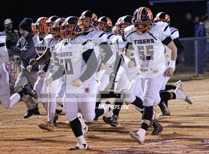 Thumbnail 3 in Meigs County vs. Trousdale County (TSSAA Division I Class 2A Semifinal) photogallery.