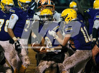 Thumbnail 2 in Meigs County vs. Trousdale County (TSSAA Division I Class 2A Semifinal) photogallery.