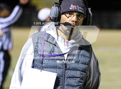 Thumbnail 2 in Meigs County vs. Trousdale County (TSSAA Division I Class 2A Semifinal) photogallery.
