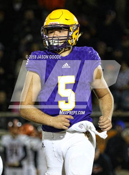 Thumbnail 2 in Meigs County vs. Trousdale County (TSSAA Division I Class 2A Semifinal) photogallery.