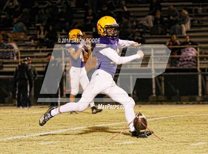 Thumbnail 2 in Meigs County vs. Trousdale County (TSSAA Division I Class 2A Semifinal) photogallery.
