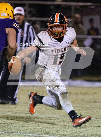Thumbnail 2 in Meigs County vs. Trousdale County (TSSAA Division I Class 2A Semifinal) photogallery.