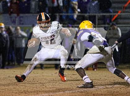 Thumbnail 3 in Meigs County vs. Trousdale County (TSSAA Division I Class 2A Semifinal) photogallery.