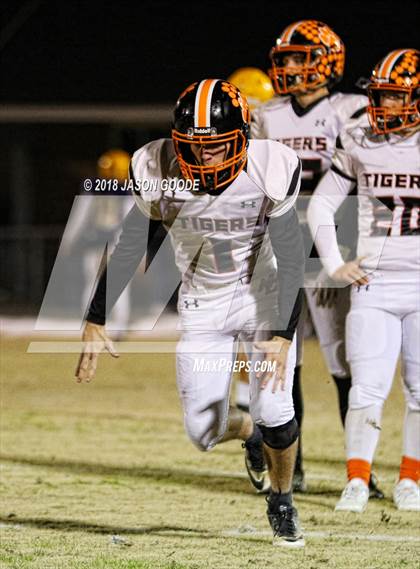 Thumbnail 2 in Meigs County vs. Trousdale County (TSSAA Division I Class 2A Semifinal) photogallery.