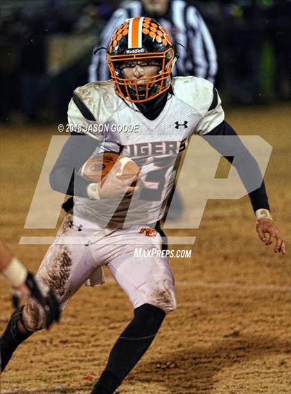 Thumbnail 2 in Meigs County vs. Trousdale County (TSSAA Division I Class 2A Semifinal) photogallery.