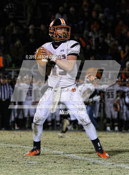 Thumbnail 3 in Meigs County vs. Trousdale County (TSSAA Division I Class 2A Semifinal) photogallery.