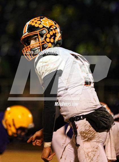 Thumbnail 2 in Meigs County vs. Trousdale County (TSSAA Division I Class 2A Semifinal) photogallery.