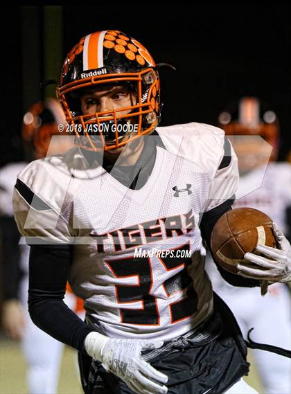 Thumbnail 1 in Meigs County vs. Trousdale County (TSSAA Division I Class 2A Semifinal) photogallery.