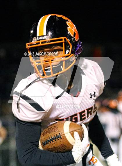 Thumbnail 2 in Meigs County vs. Trousdale County (TSSAA Division I Class 2A Semifinal) photogallery.
