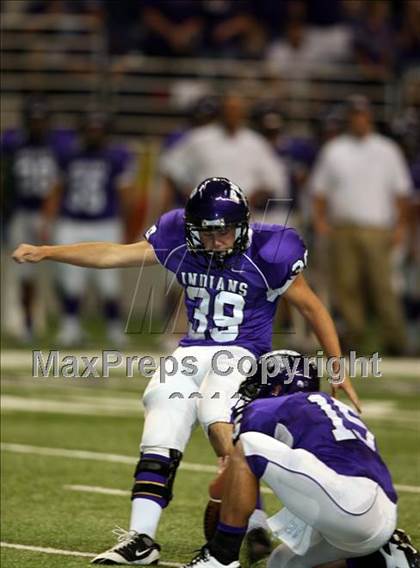 Thumbnail 3 in Port Neches-Groves vs. Gregory-Portland (Dave Campbell's Texas Football Classic) photogallery.