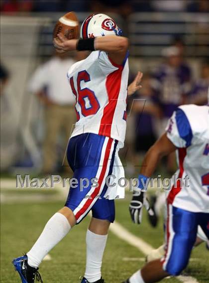 Thumbnail 2 in Port Neches-Groves vs. Gregory-Portland (Dave Campbell's Texas Football Classic) photogallery.