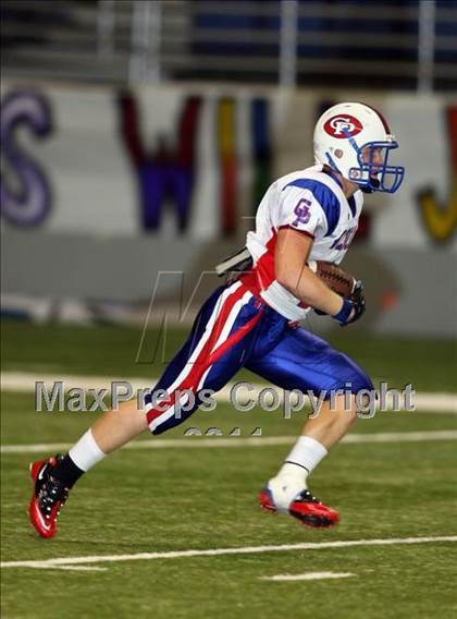 Thumbnail 1 in Port Neches-Groves vs. Gregory-Portland (Dave Campbell's Texas Football Classic) photogallery.