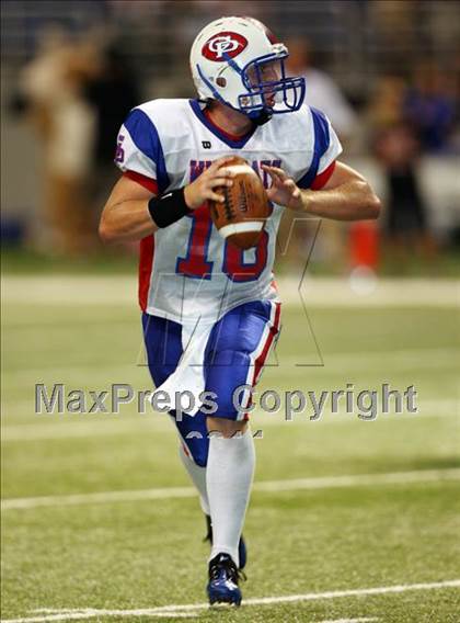 Thumbnail 2 in Port Neches-Groves vs. Gregory-Portland (Dave Campbell's Texas Football Classic) photogallery.