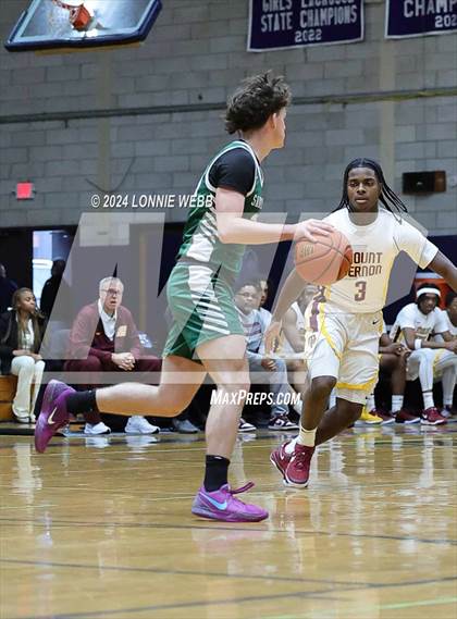 Thumbnail 2 in St. Joseph vs Mount Vernon (New York Holiday Invitational) photogallery.