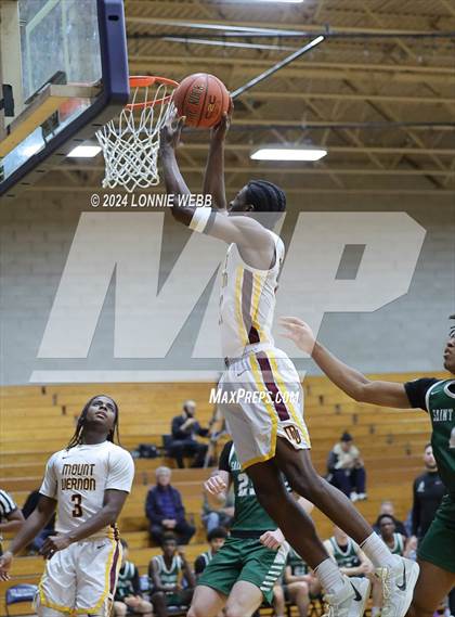 Thumbnail 1 in St. Joseph vs Mount Vernon (New York Holiday Invitational) photogallery.