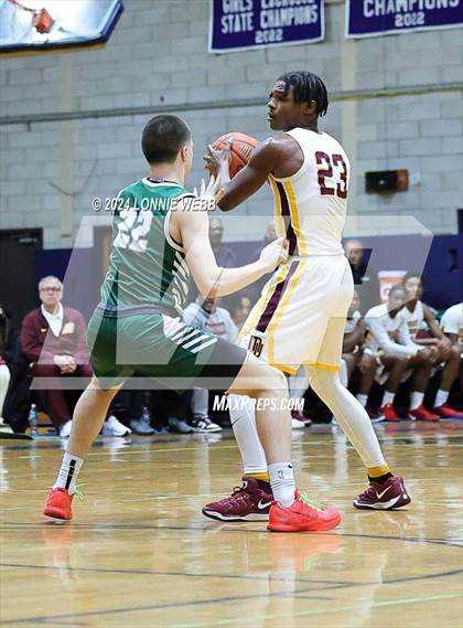Thumbnail 2 in St. Joseph vs Mount Vernon (New York Holiday Invitational) photogallery.