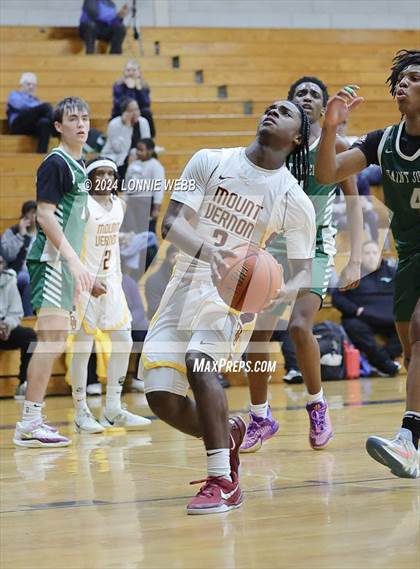 Thumbnail 2 in St. Joseph vs Mount Vernon (New York Holiday Invitational) photogallery.