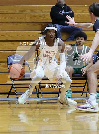 Thumbnail 2 in St. Joseph vs Mount Vernon (New York Holiday Invitational) photogallery.