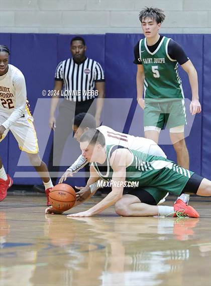 Thumbnail 2 in St. Joseph vs Mount Vernon (New York Holiday Invitational) photogallery.