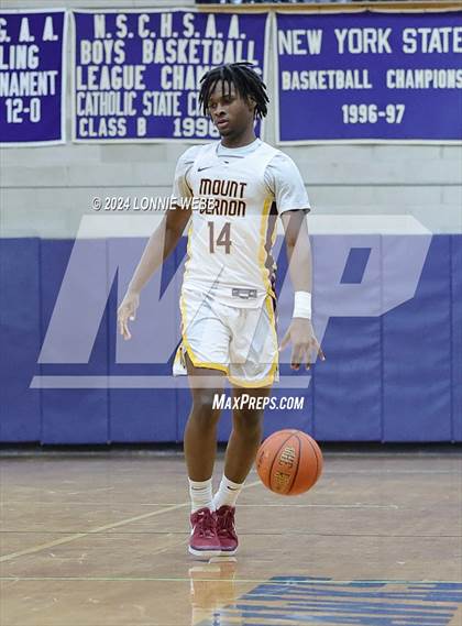 Thumbnail 3 in St. Joseph vs Mount Vernon (New York Holiday Invitational) photogallery.