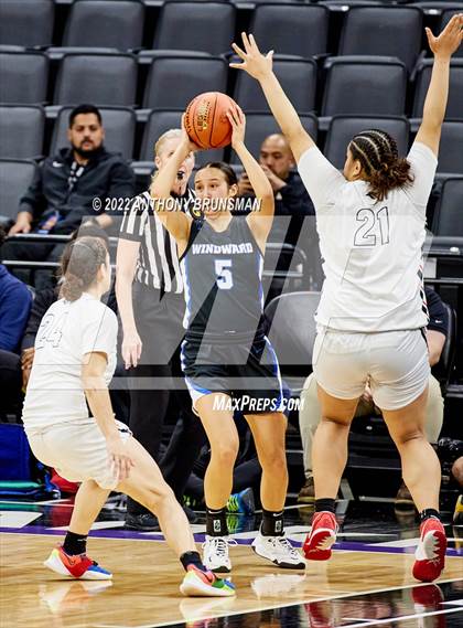 Thumbnail 1 in Windward vs Salesian College Preparatory (CIF State D1 Final) photogallery.