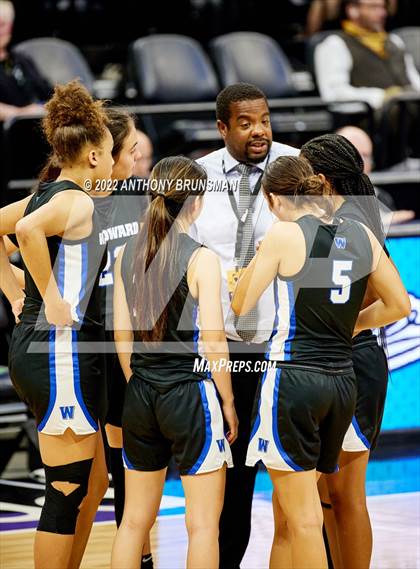Thumbnail 2 in Windward vs Salesian College Preparatory (CIF State D1 Final) photogallery.