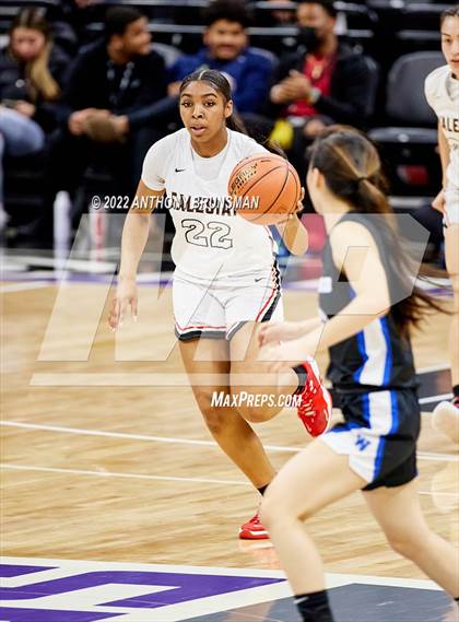 Thumbnail 2 in Windward vs Salesian College Preparatory (CIF State D1 Final) photogallery.