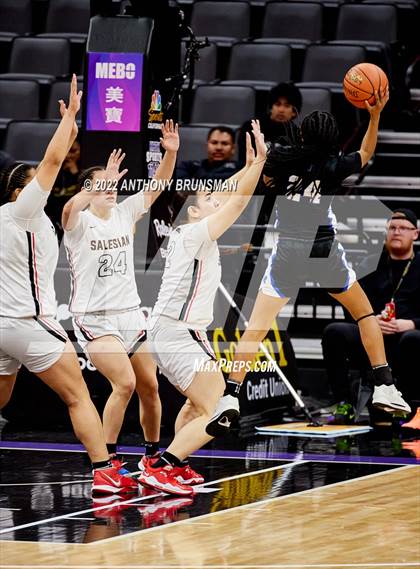 Thumbnail 3 in Windward vs Salesian College Preparatory (CIF State D1 Final) photogallery.