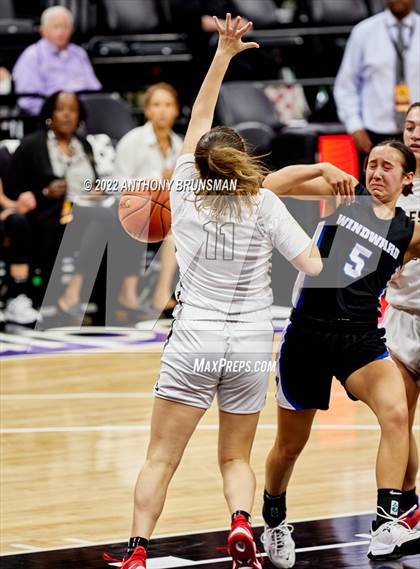 Thumbnail 2 in Windward vs Salesian College Preparatory (CIF State D1 Final) photogallery.