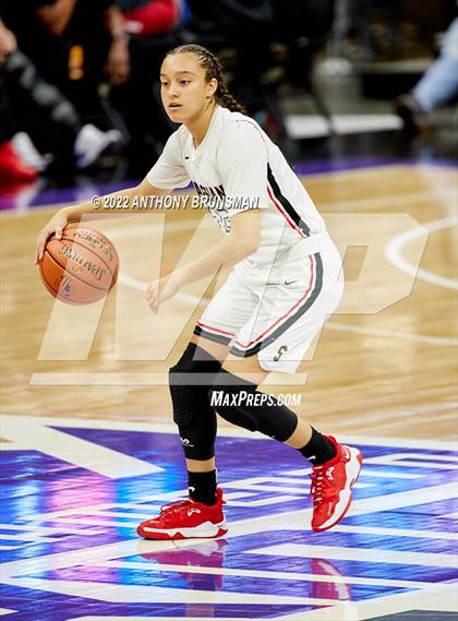 Thumbnail 3 in Windward vs Salesian College Preparatory (CIF State D1 Final) photogallery.
