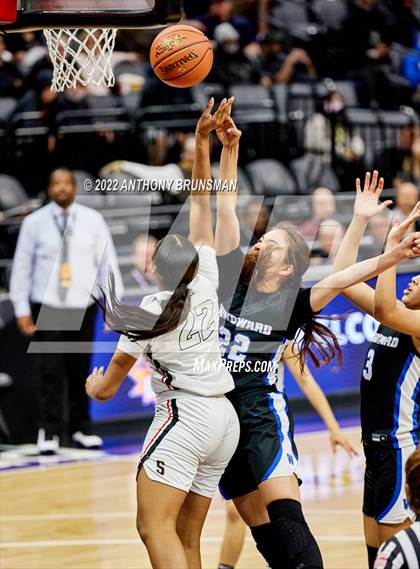 Thumbnail 1 in Windward vs Salesian College Preparatory (CIF State D1 Final) photogallery.