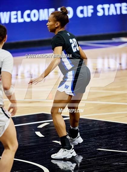 Thumbnail 3 in Windward vs Salesian College Preparatory (CIF State D1 Final) photogallery.