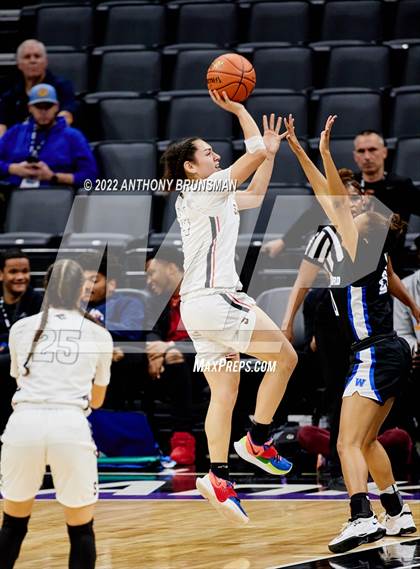 Thumbnail 1 in Windward vs Salesian College Preparatory (CIF State D1 Final) photogallery.