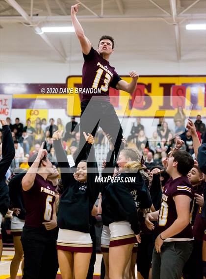 Thumbnail 1 in Royal @ Simi Valley photogallery.