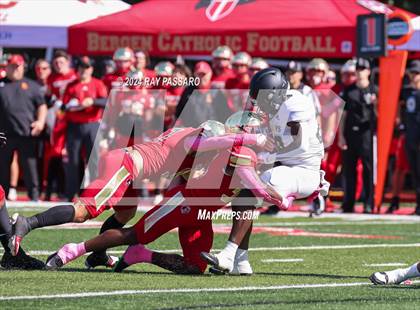 Thumbnail 3 in Paramus Catholic @ Bergen Catholic photogallery.