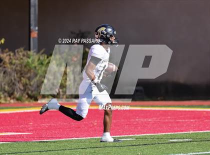 Thumbnail 3 in Paramus Catholic @ Bergen Catholic photogallery.
