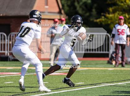 Thumbnail 1 in Paramus Catholic @ Bergen Catholic photogallery.