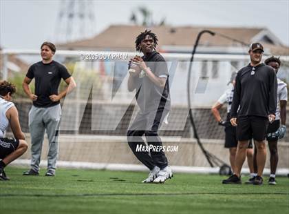 Thumbnail 3 in Servite VS Corona Del Mar (Battle at the Beach 7on7) photogallery.