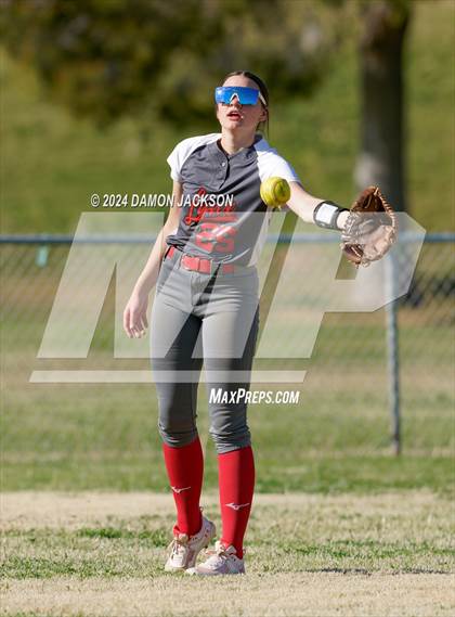 Thumbnail 3 in Lincoln County vs Virgin Valley (40th Annual Sherman Bennett Memorial Desert Winds Classic) photogallery.