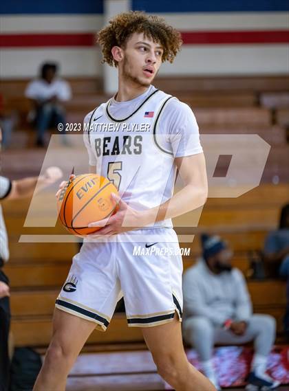 Thumbnail 2 in Gray's Creek vs. Berean Baptist Academy (MLK Dream Jam at Terry Sanford) photogallery.