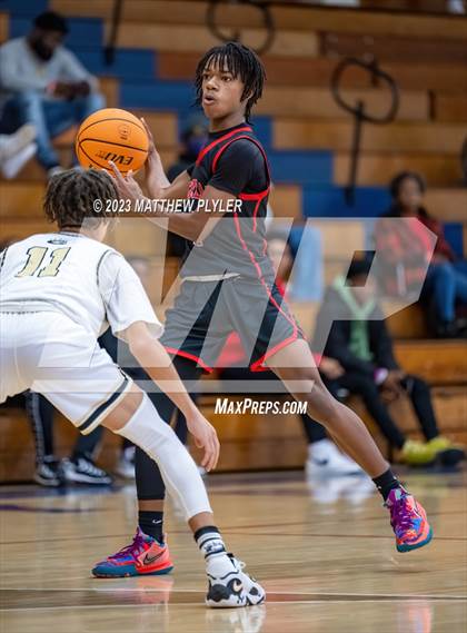 Thumbnail 1 in Gray's Creek vs. Berean Baptist Academy (MLK Dream Jam at Terry Sanford) photogallery.