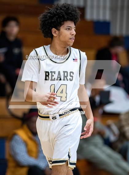 Thumbnail 2 in Gray's Creek vs. Berean Baptist Academy (MLK Dream Jam at Terry Sanford) photogallery.
