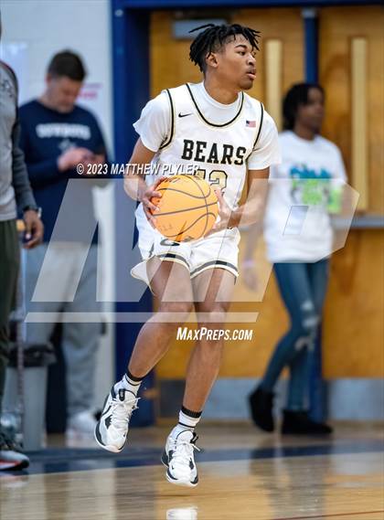 Thumbnail 3 in Gray's Creek vs. Berean Baptist Academy (MLK Dream Jam at Terry Sanford) photogallery.