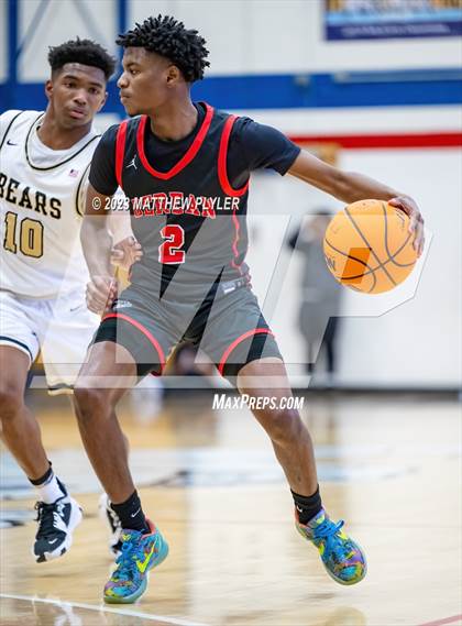 Thumbnail 2 in Gray's Creek vs. Berean Baptist Academy (MLK Dream Jam at Terry Sanford) photogallery.