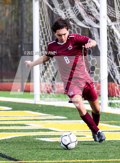 Thumbnail 1 in Arlington vs Kingston (NYSPHSAA Class AAA Regional Final) photogallery.
