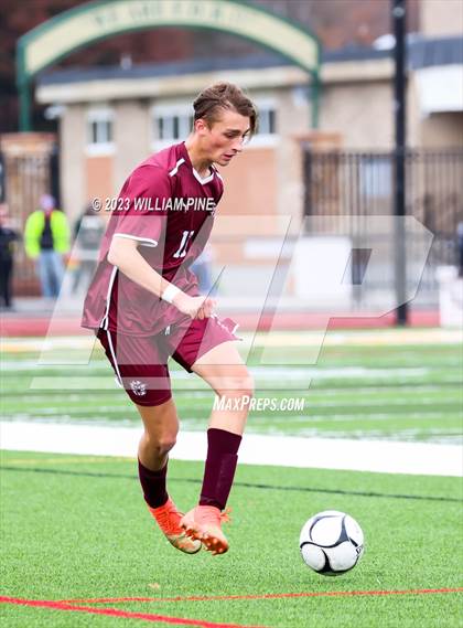 Thumbnail 3 in Arlington vs Kingston (NYSPHSAA Class AAA Regional Final) photogallery.